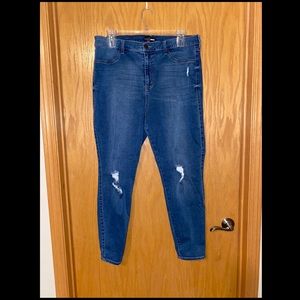 Fashion Nova high-waisted jeggings